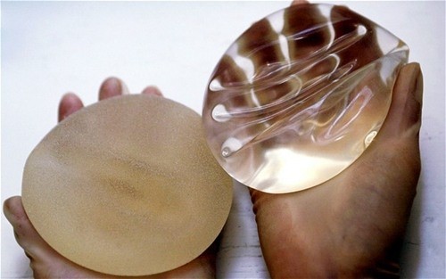 Kiểu túi ngực gel silicon